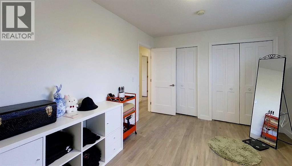 5105 13 Avenue — photo 36