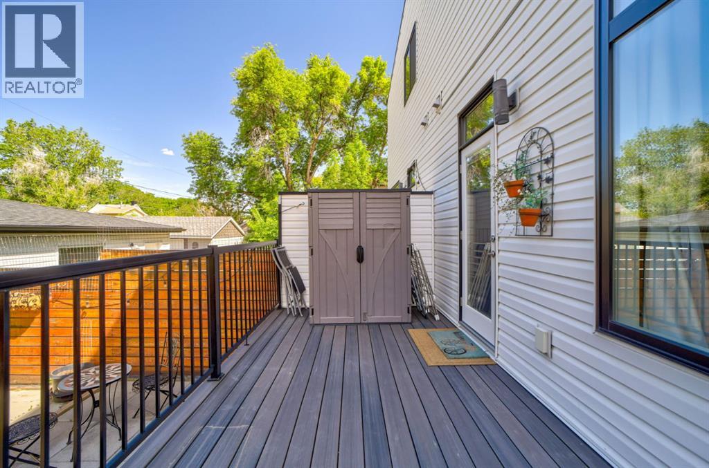 956 11 Street S — photo 41