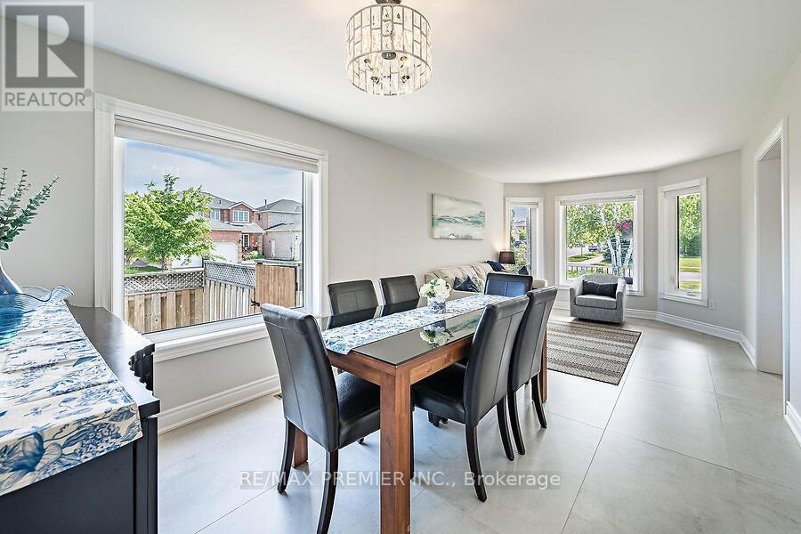 2 GRACE CRESCENT - 13