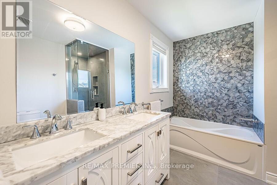 2 GRACE CRESCENT - 28