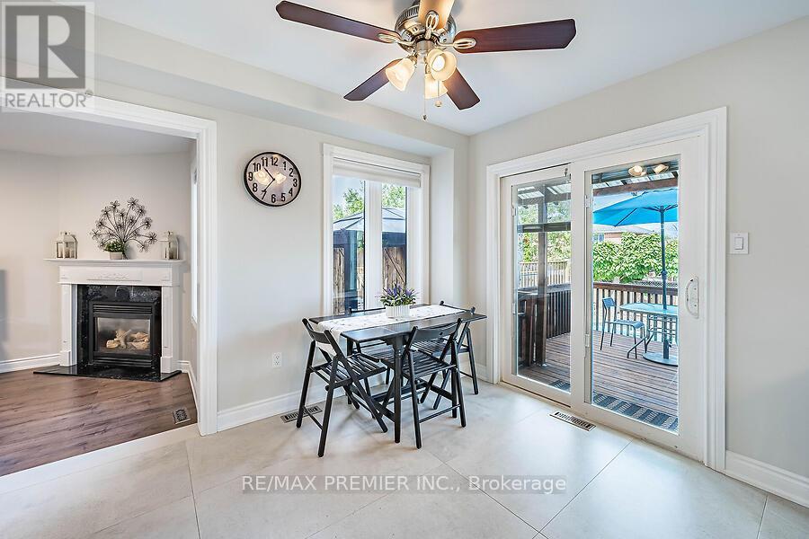 2 GRACE CRESCENT - 18