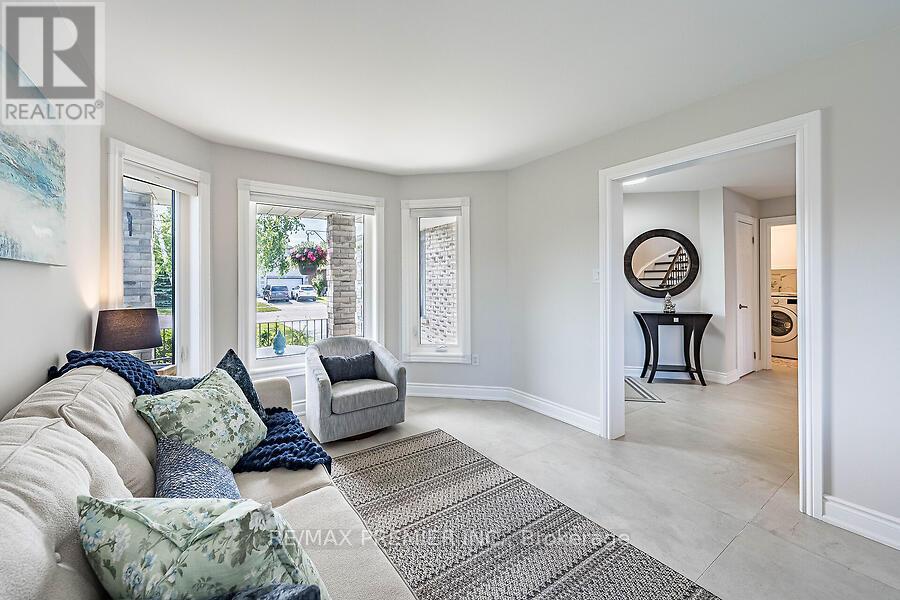 2 GRACE CRESCENT - 10