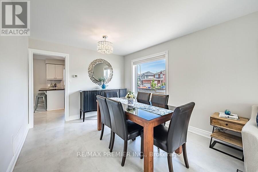 2 GRACE CRESCENT - 12