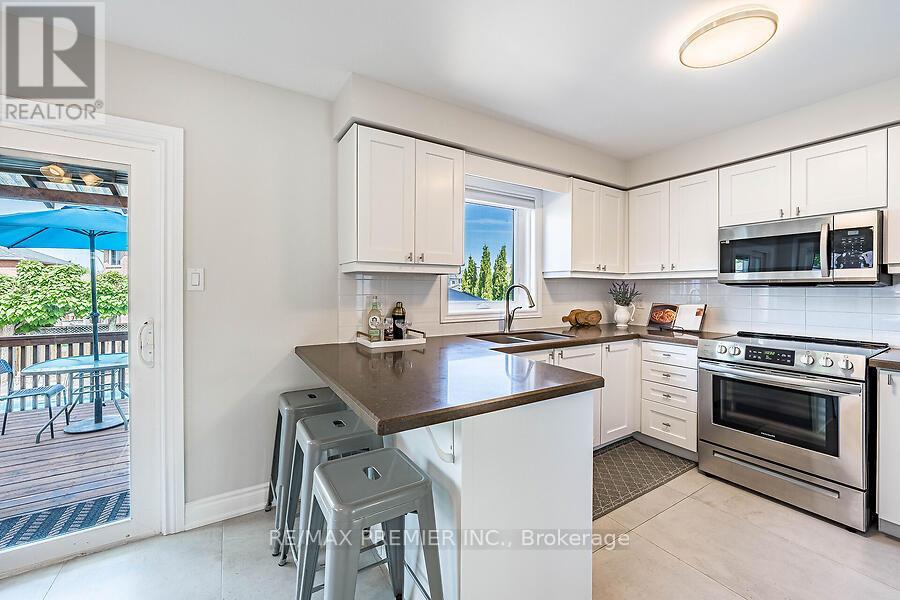 2 GRACE CRESCENT - 14