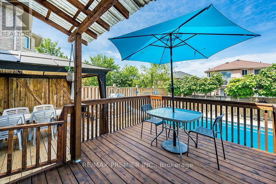 2 GRACE CRESCENT - 44