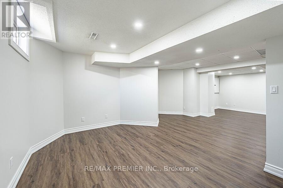 2 GRACE CRESCENT - 36