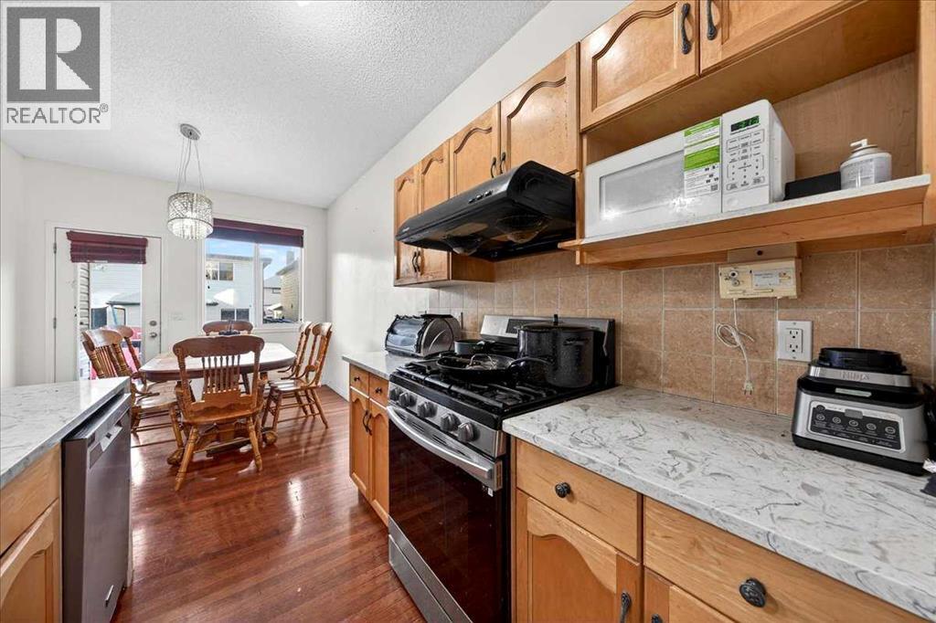 34 Saddlecrest Crescent NE - 14