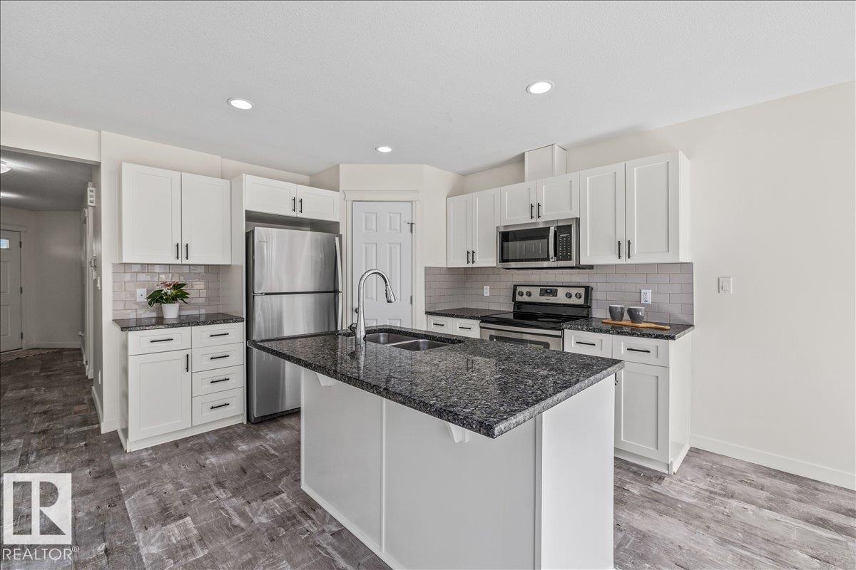 17703 65 ST NW NW — photo 10