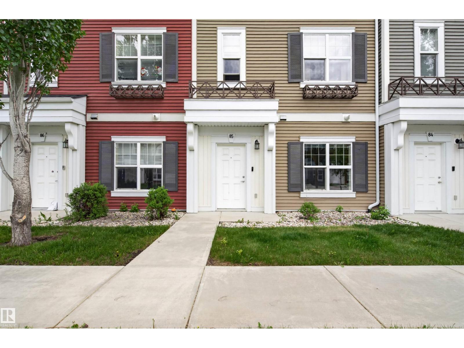 #85 8315 180 AV NW - 1