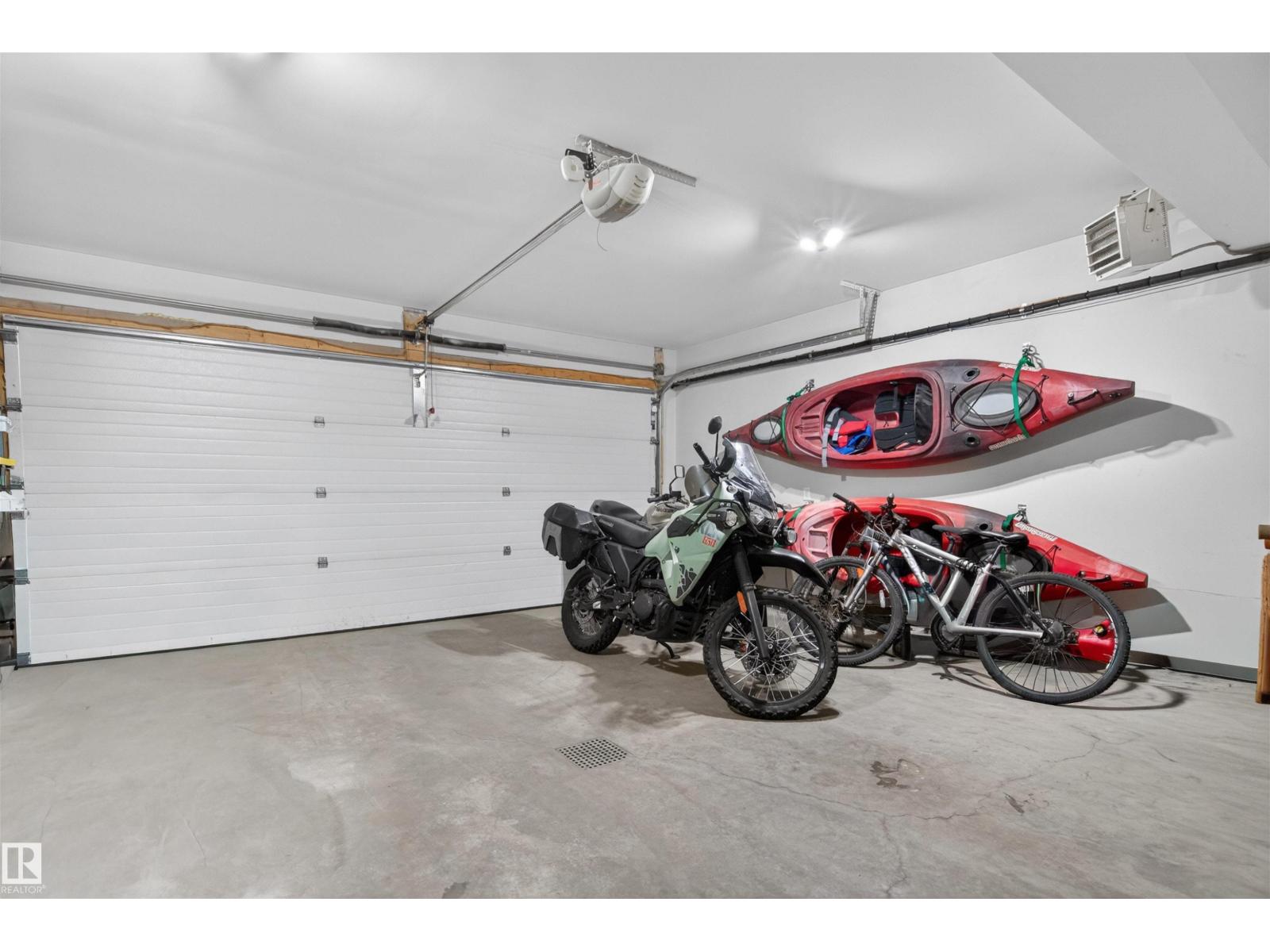 #85 8315 180 AV NW - 32