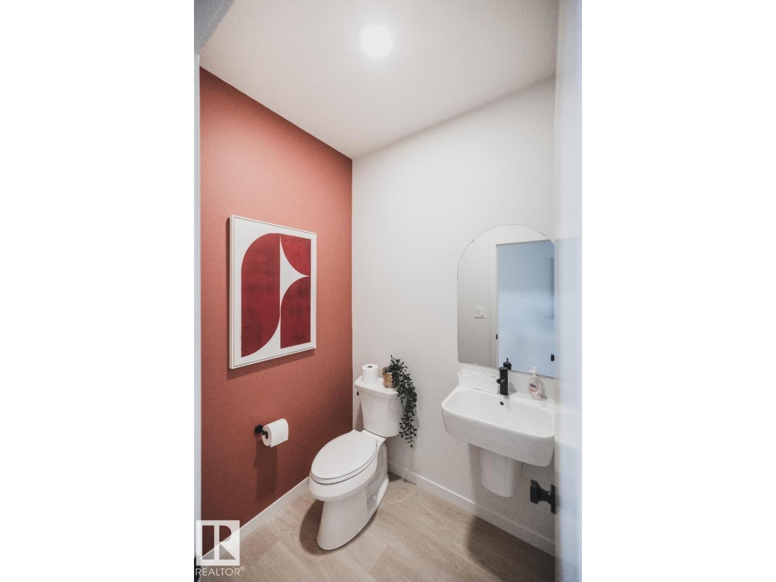 304 33 ST SW — photo 9