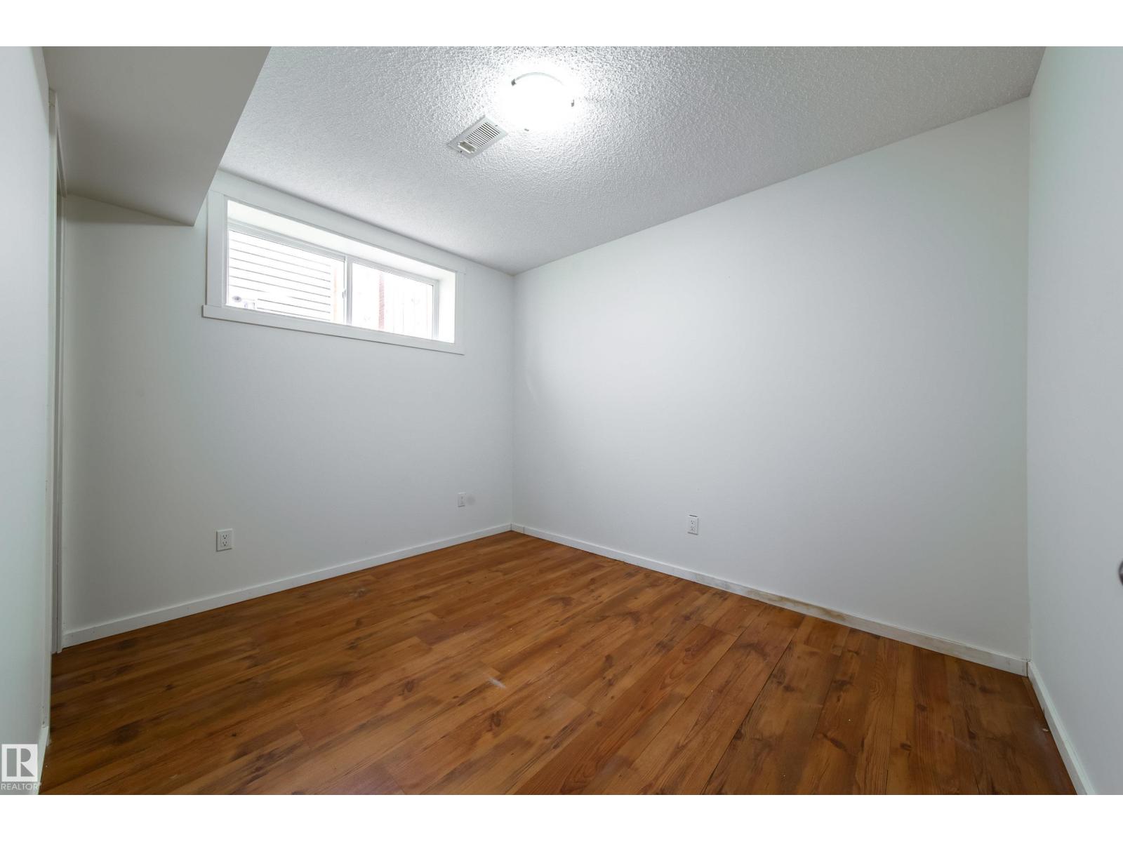 405 SIMMONDS WY — photo 28