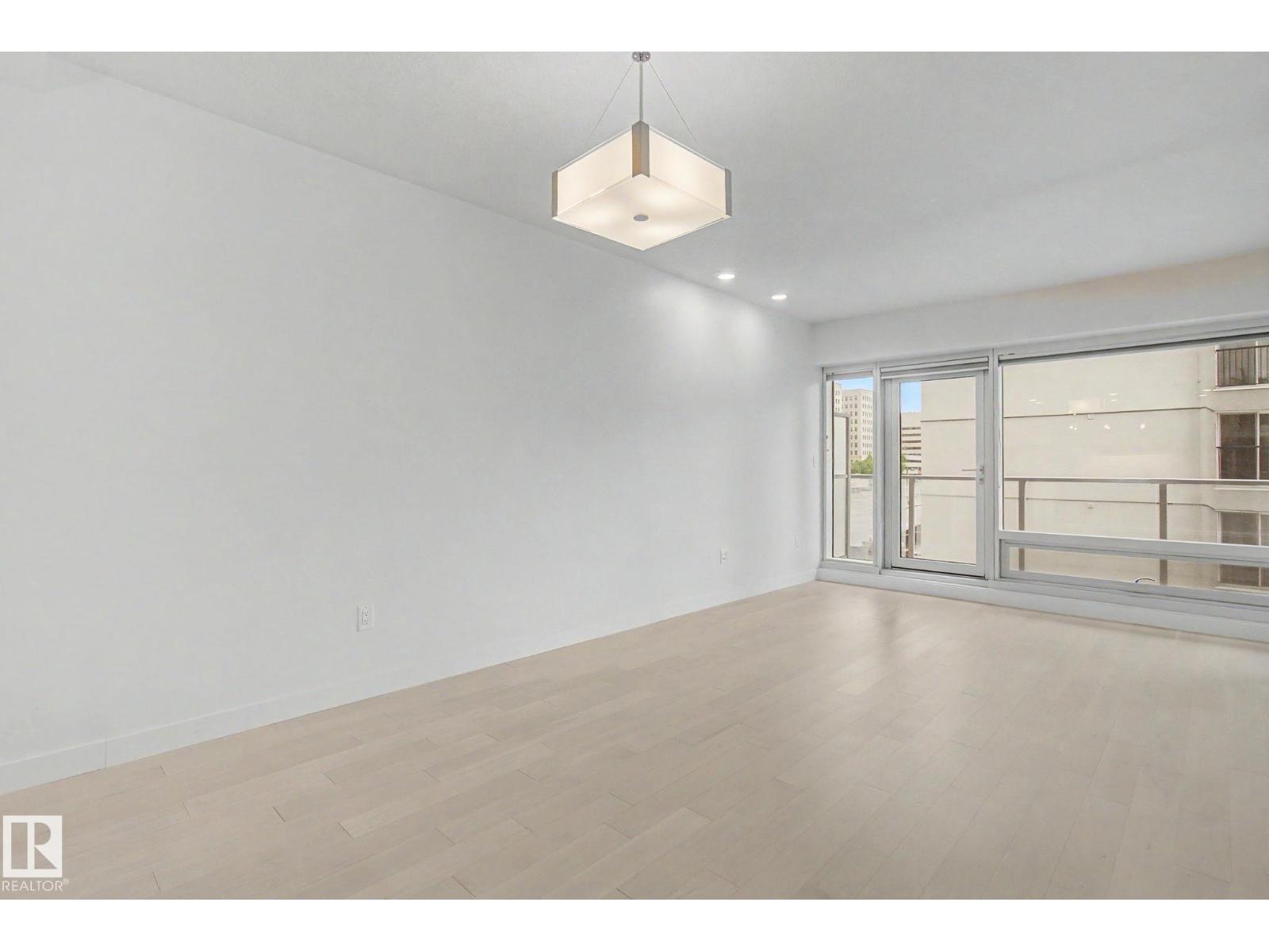 #1003 9720 106 ST NW - 11