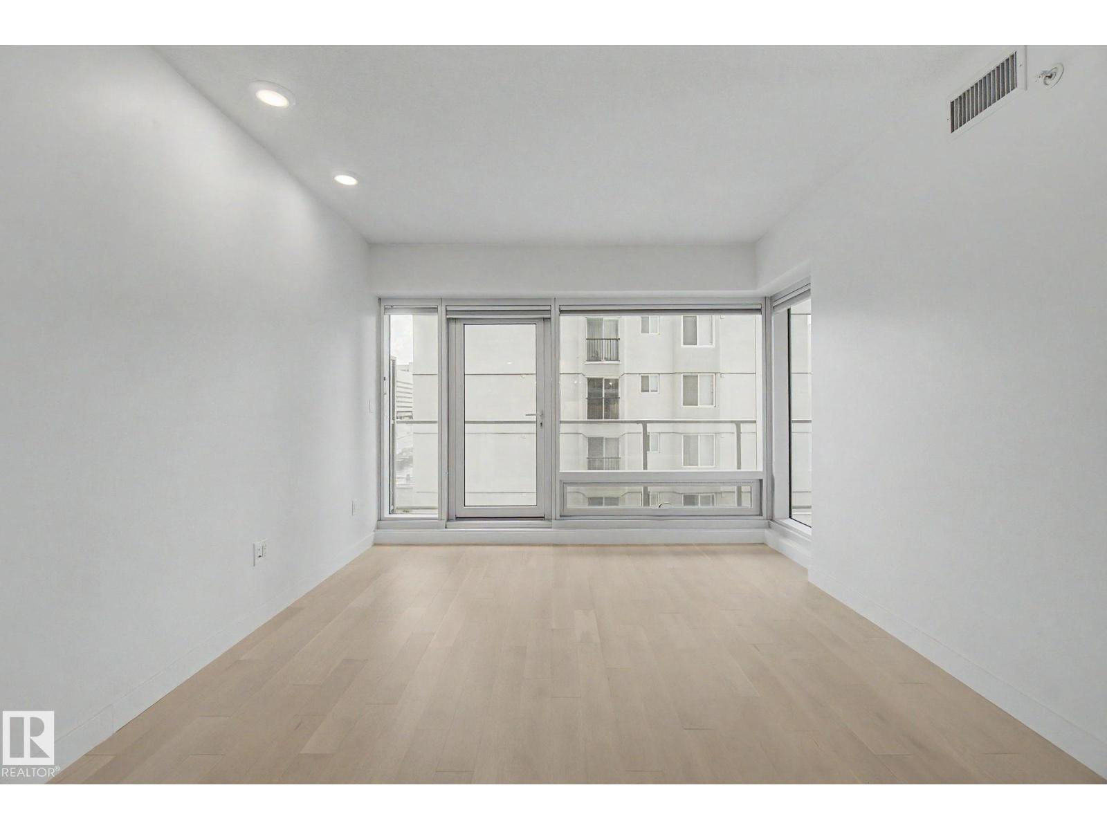 #1003 9720 106 ST NW - 14