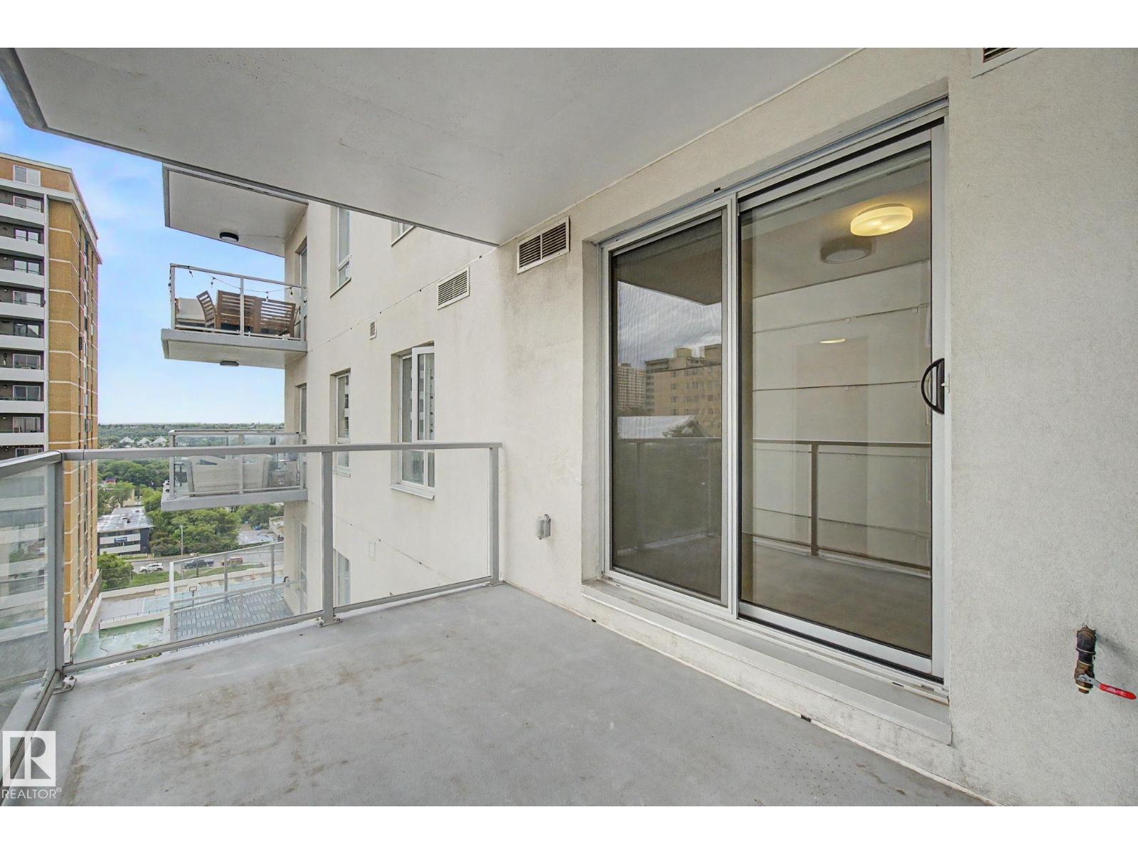 #1003 9720 106 ST NW - 29