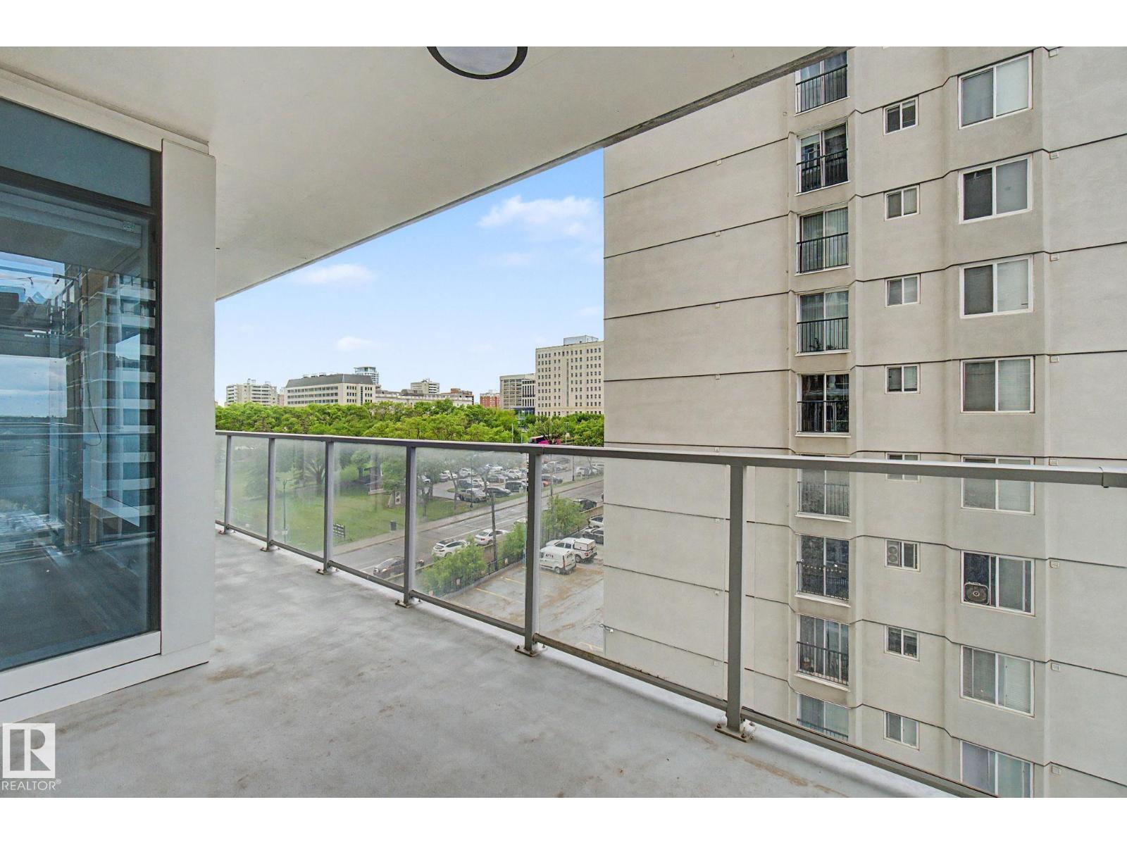 #1003 9720 106 ST NW - 31