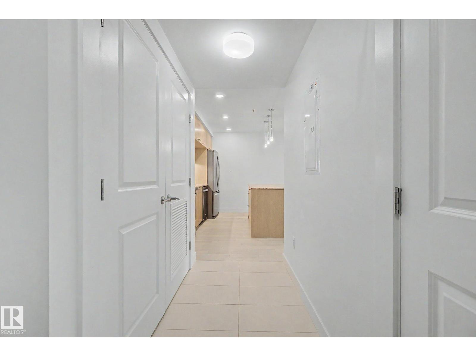#1003 9720 106 ST NW - 4