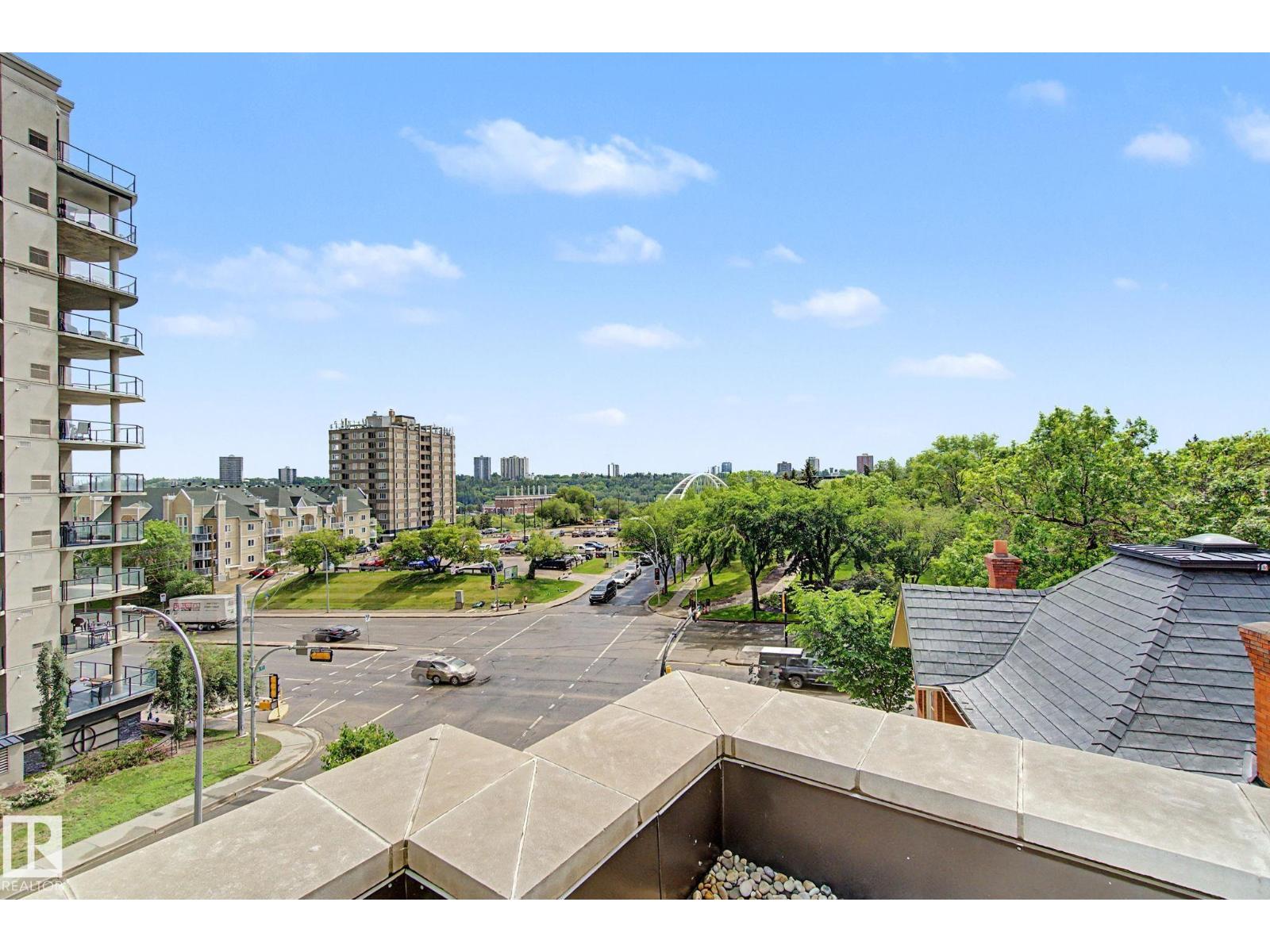 #1003 9720 106 ST NW - 44