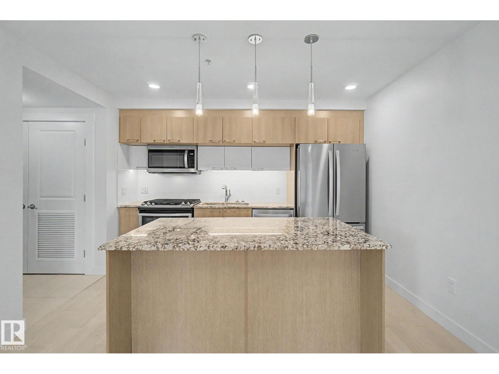 #1003 9720 106 ST NW - 6