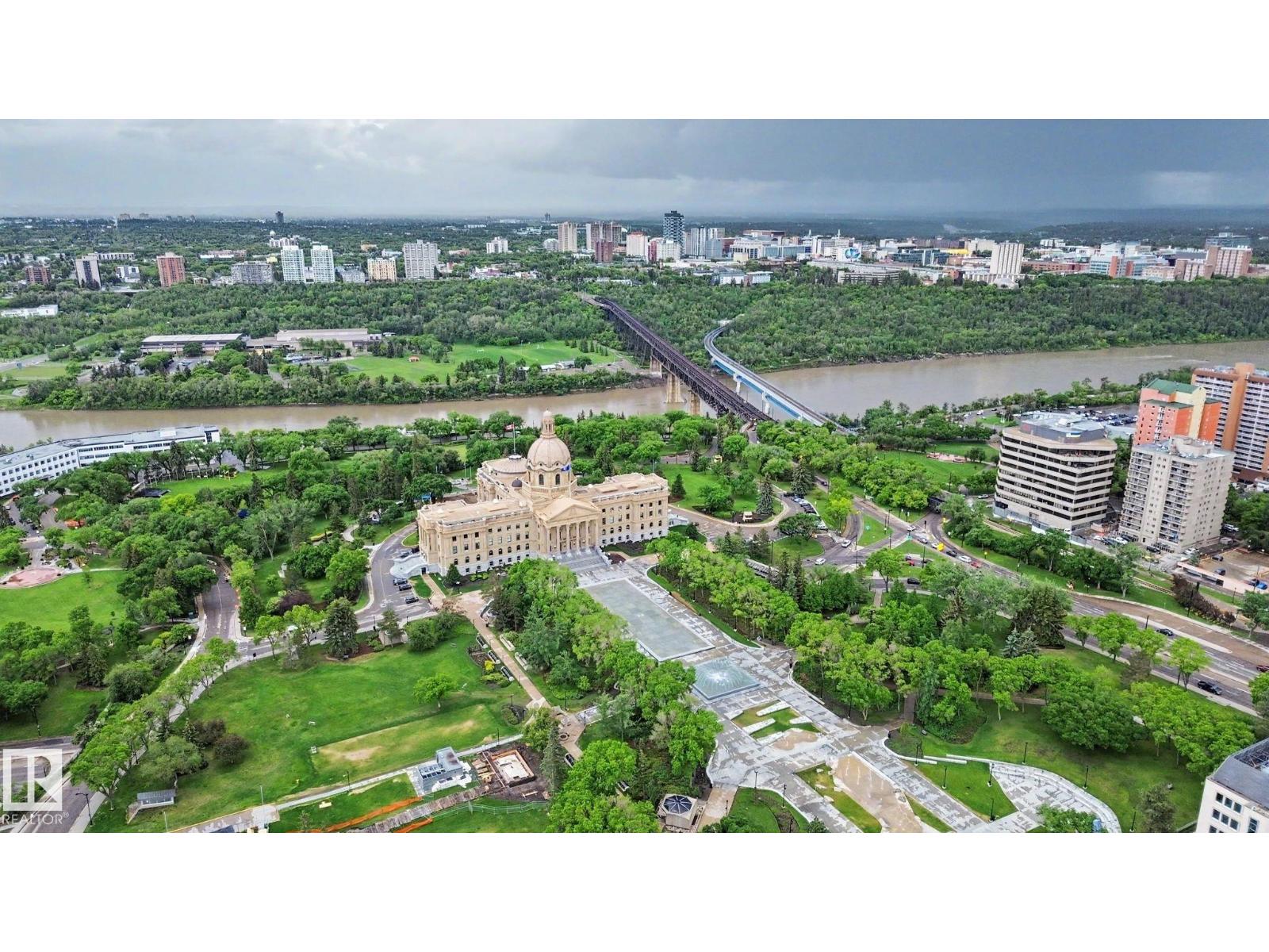 #1003 9720 106 ST NW - 60