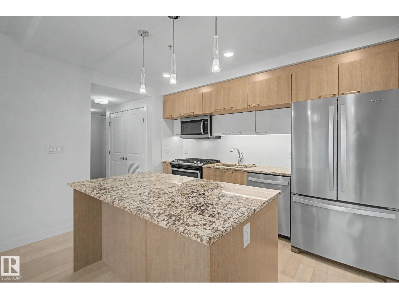 #1003 9720 106 ST NW - 7