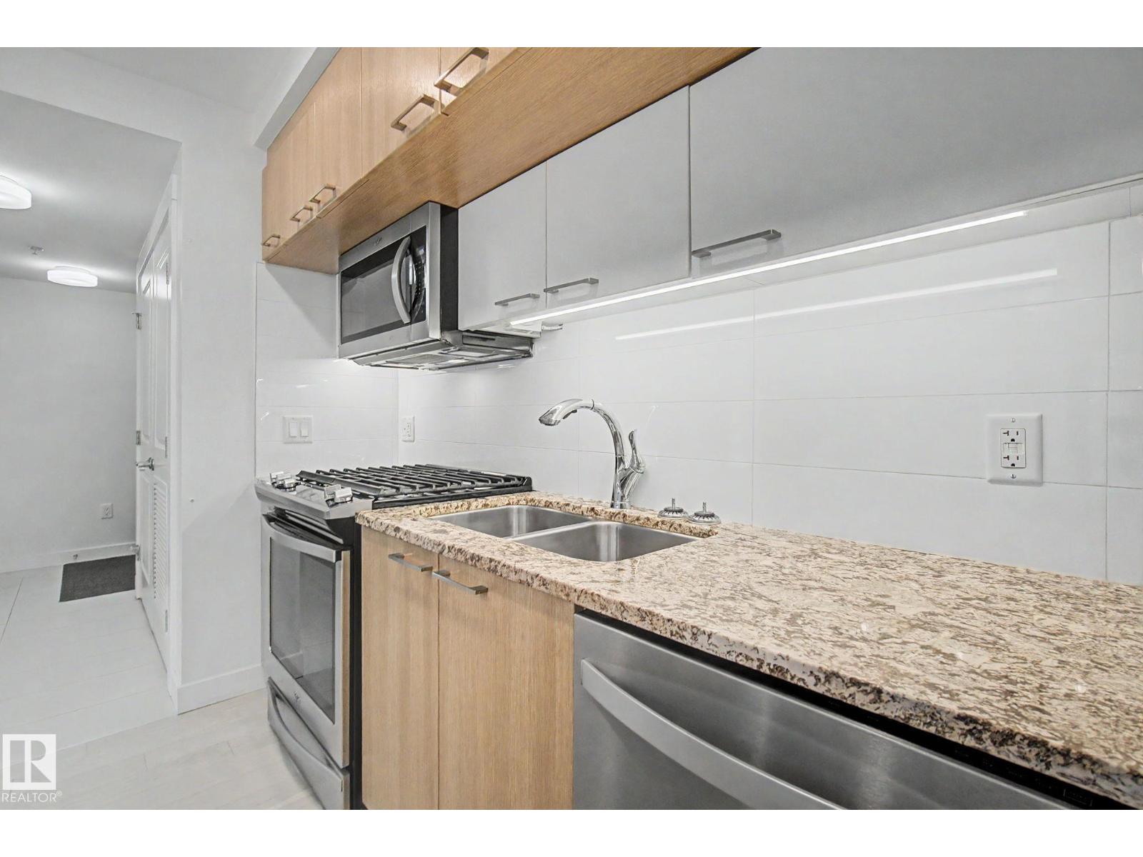 #1003 9720 106 ST NW - 8