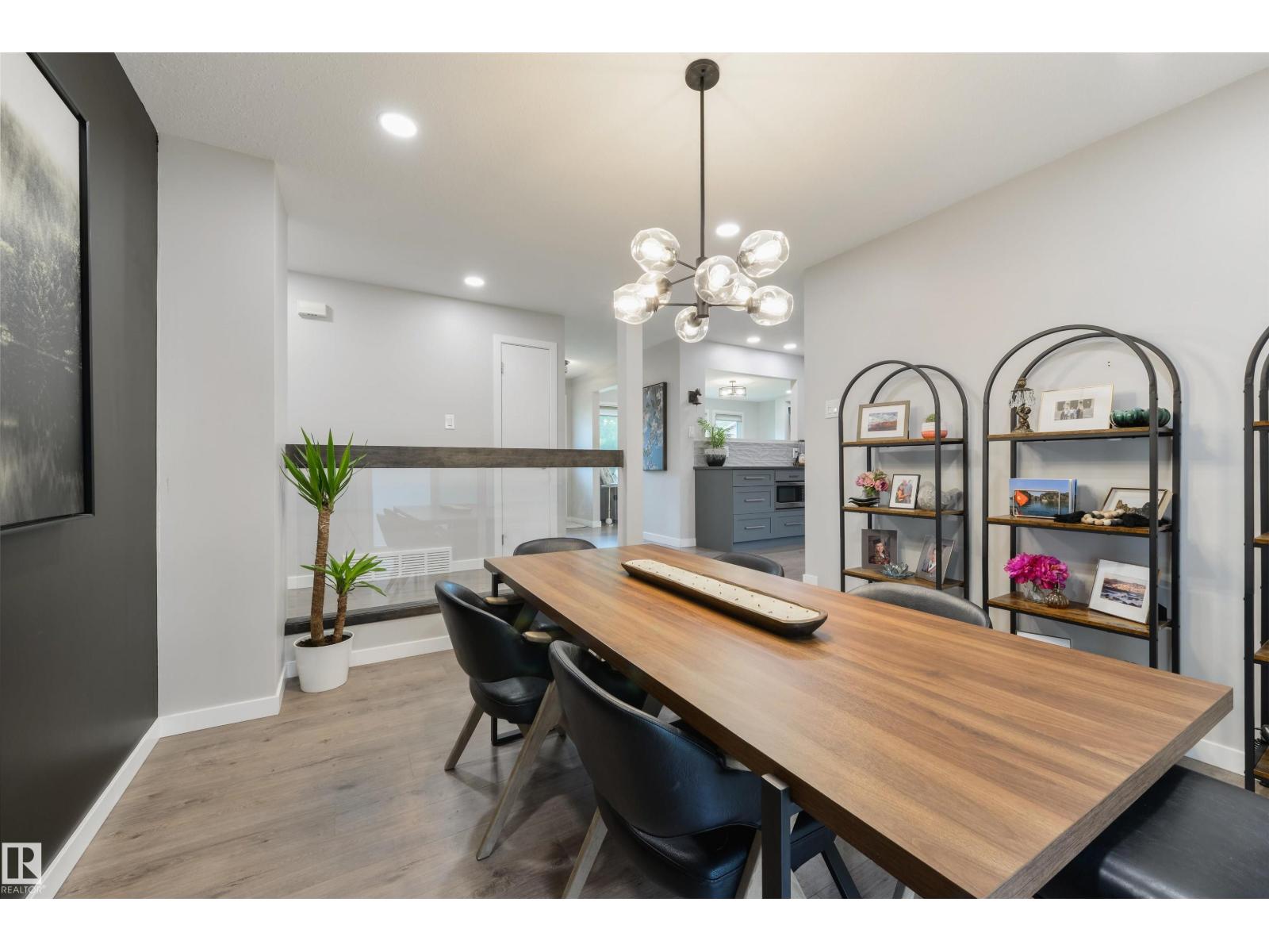 3 MORRIS ST - 13