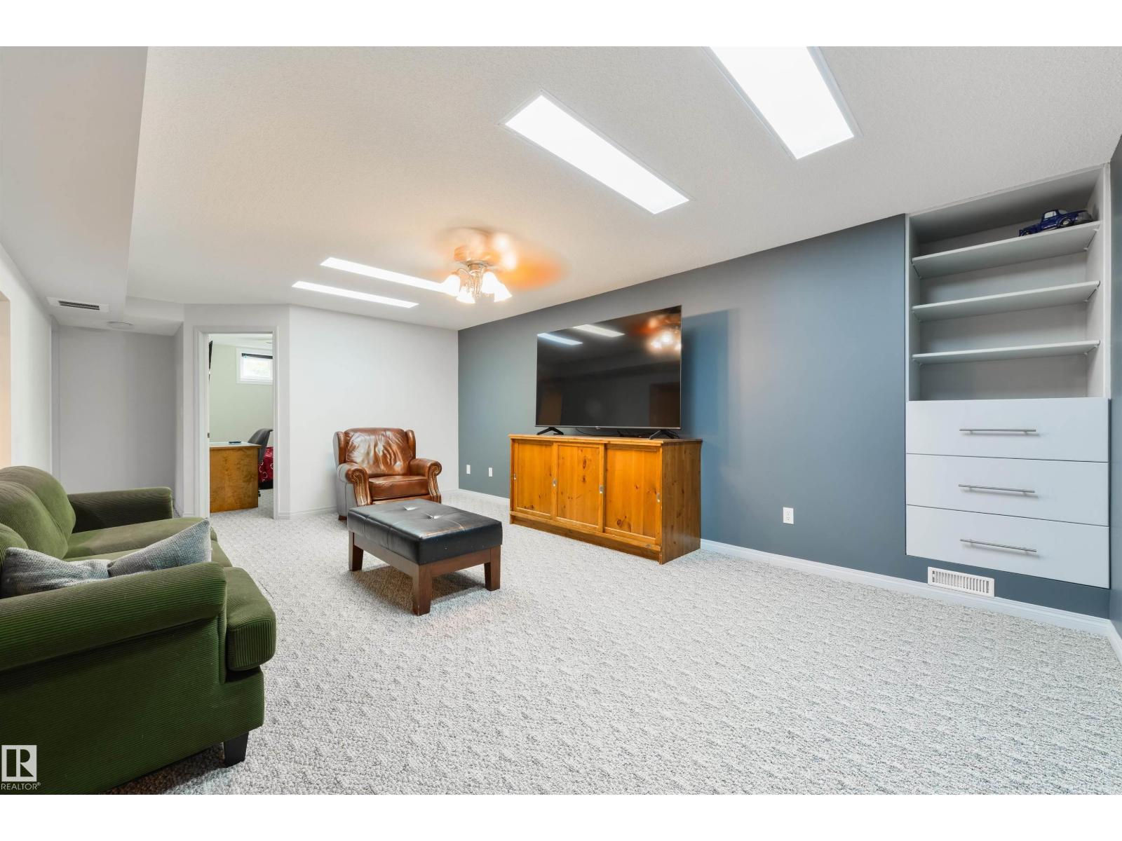 3 MORRIS ST - 23