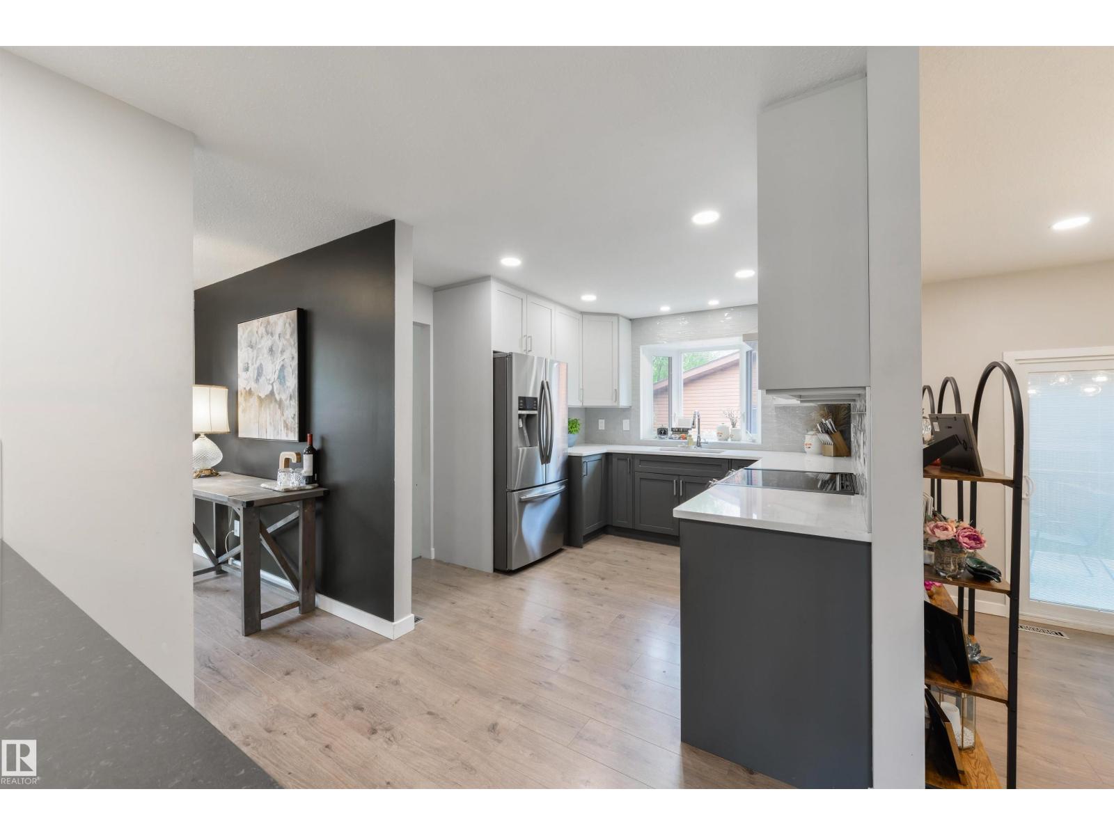 3 MORRIS ST - 7