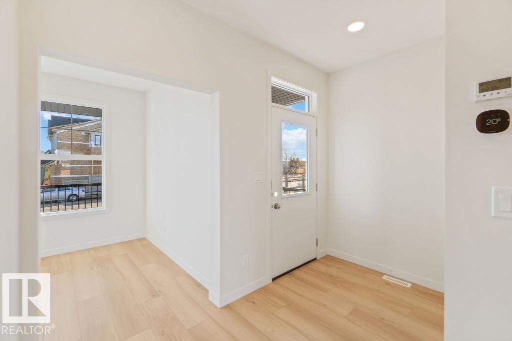 455 30 ST SW — photo 16