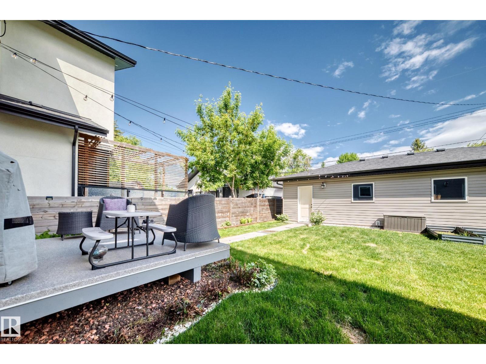 9830 73 AV NW - 52