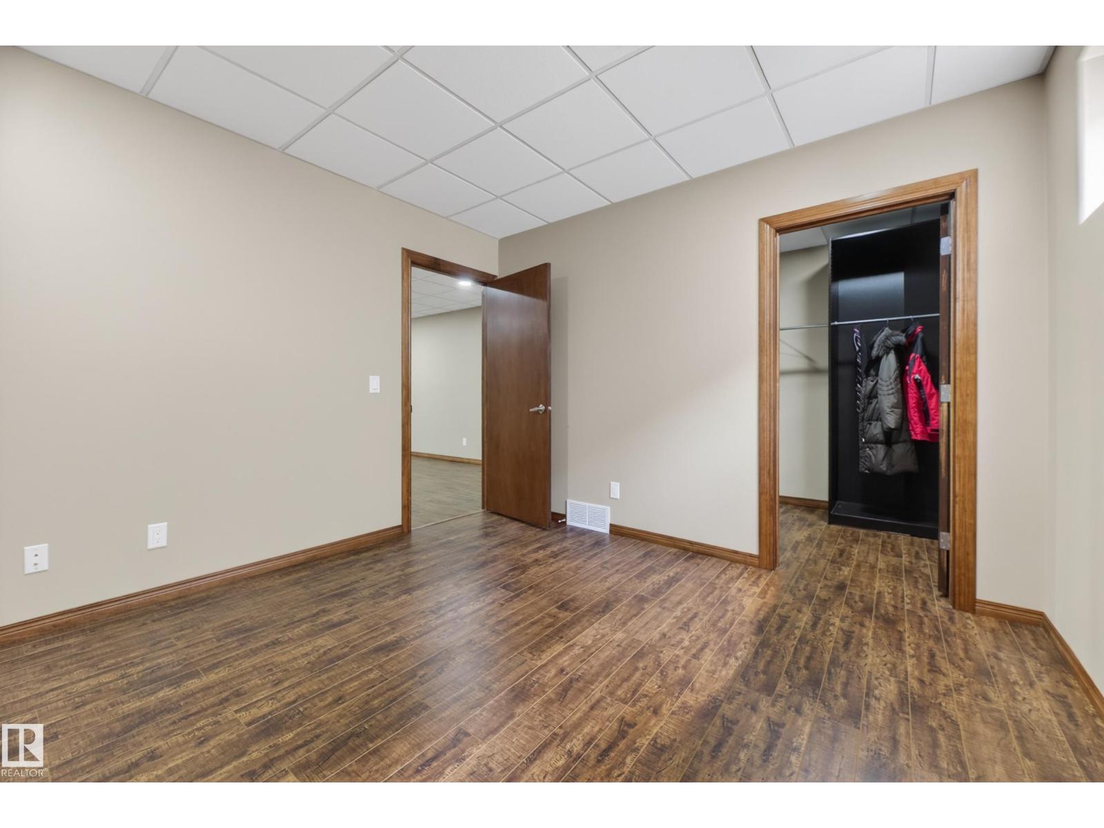 3304 64 ST — photo 36
