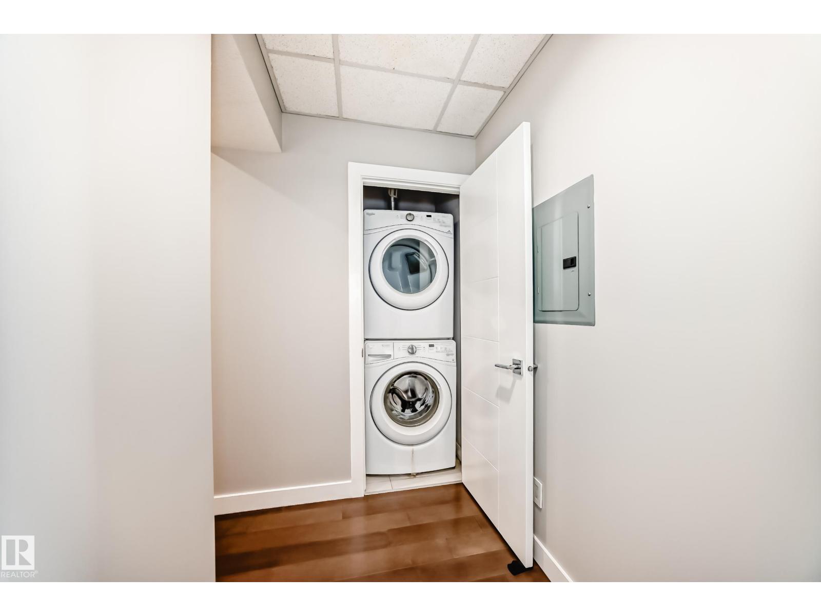 #2604 10238 103 ST NW - 10