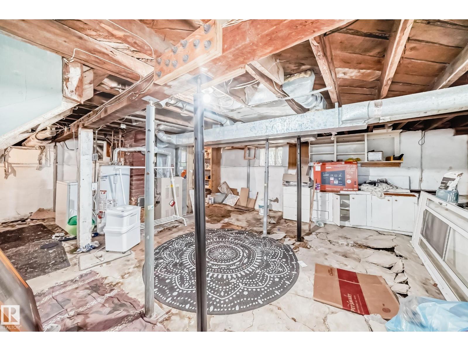 10748 123 ST NW - 47