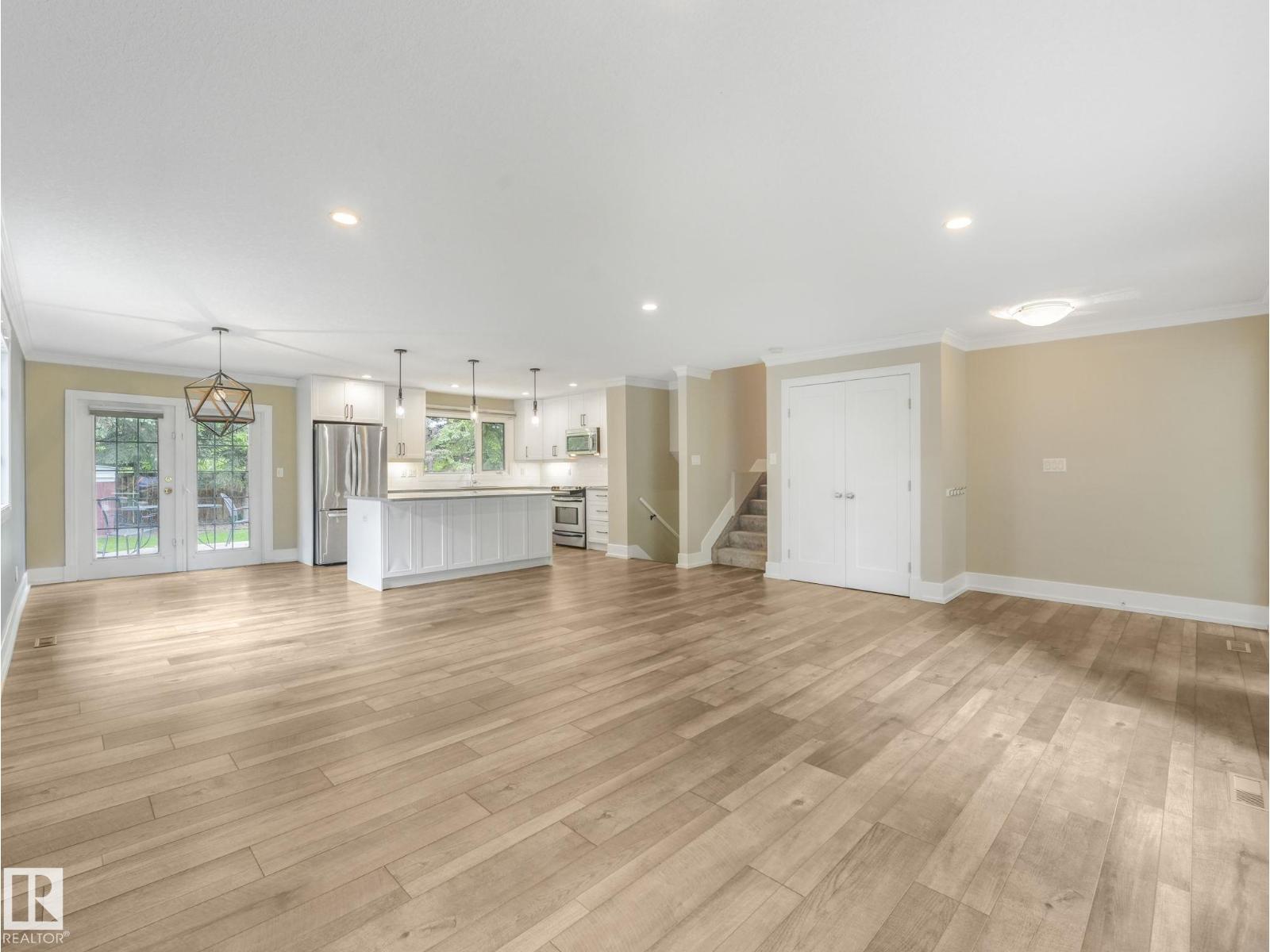 5708 144 ST NW - 6