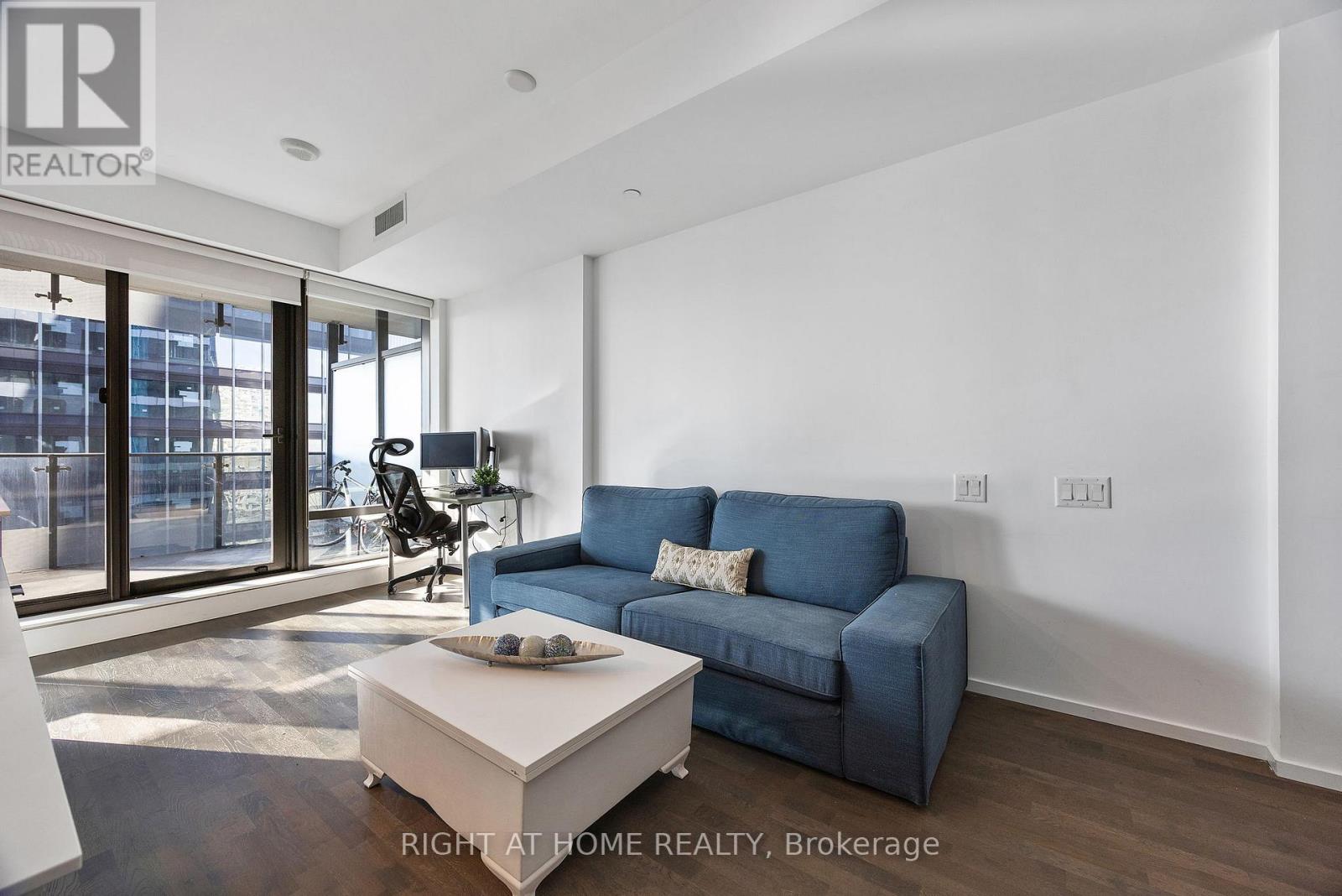 #3403 5 ST. JOSEPH STREET - 7