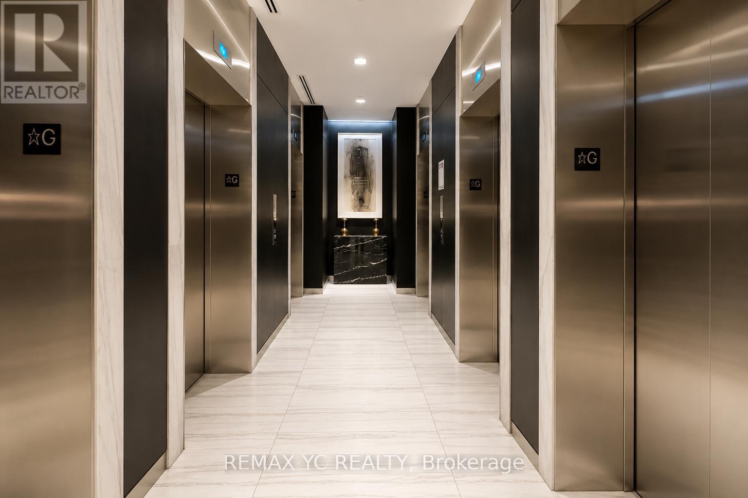 #2212 8 EGLINTON AVENUE E - 19