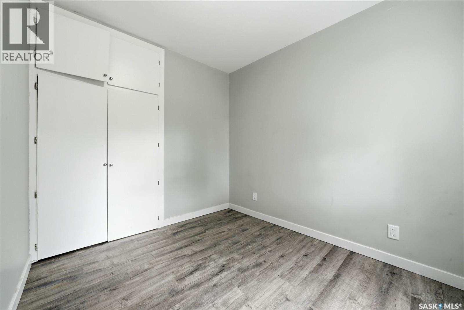 922 Athol STREET - 14