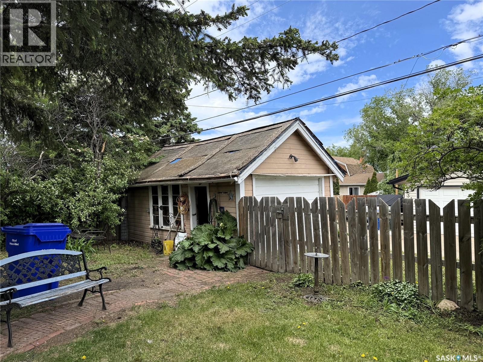 320 23rd STREET E - 23