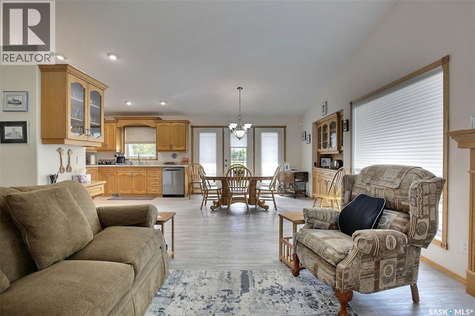 5082 Fahlman CRESCENT — photo 6