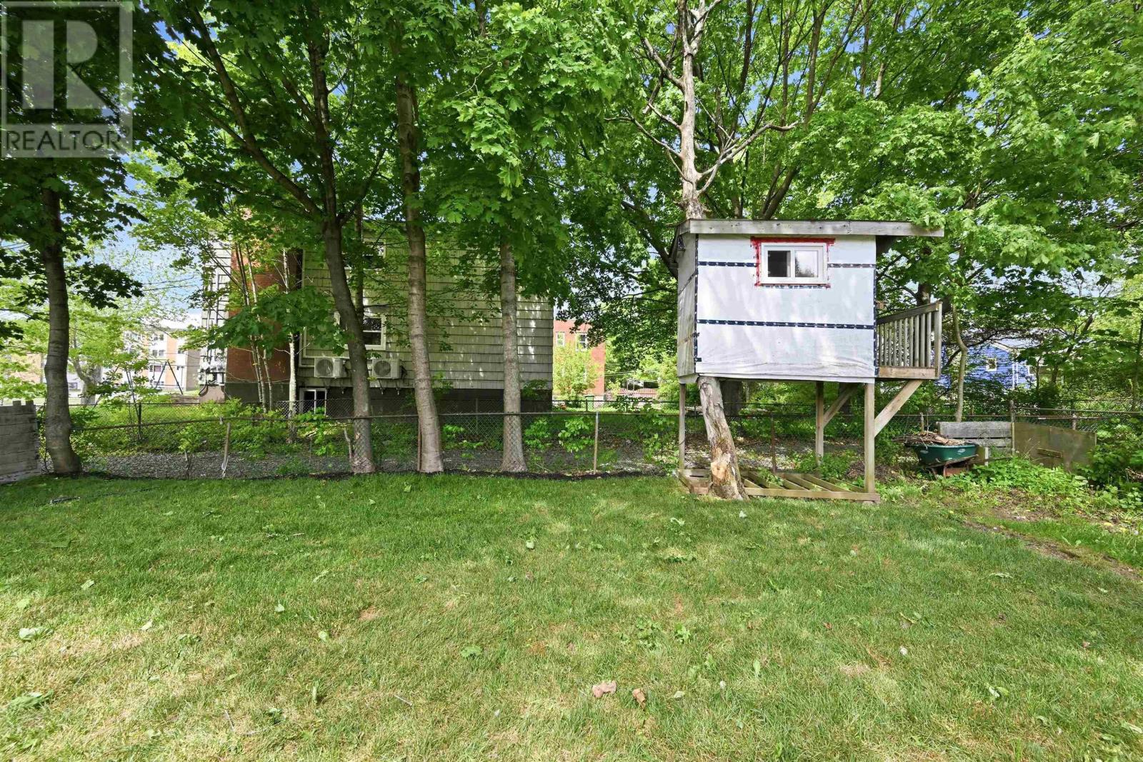 Property 46 of 49 of 11 Fenwick Street