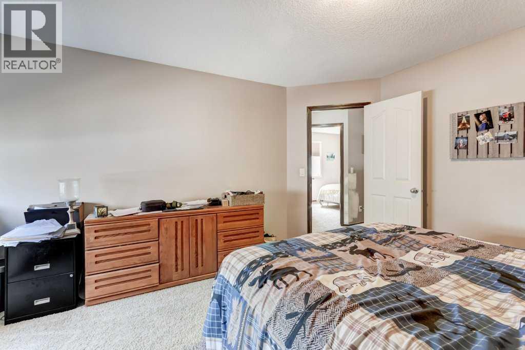 265 Brightonwoods Gardens SE — photo 16