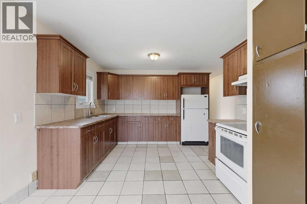 1159 Radnor Avenue NE - photo 4