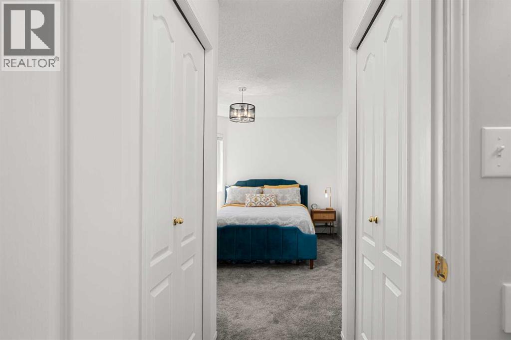 404, 20 Sierra Morena Mews SW — photo 12