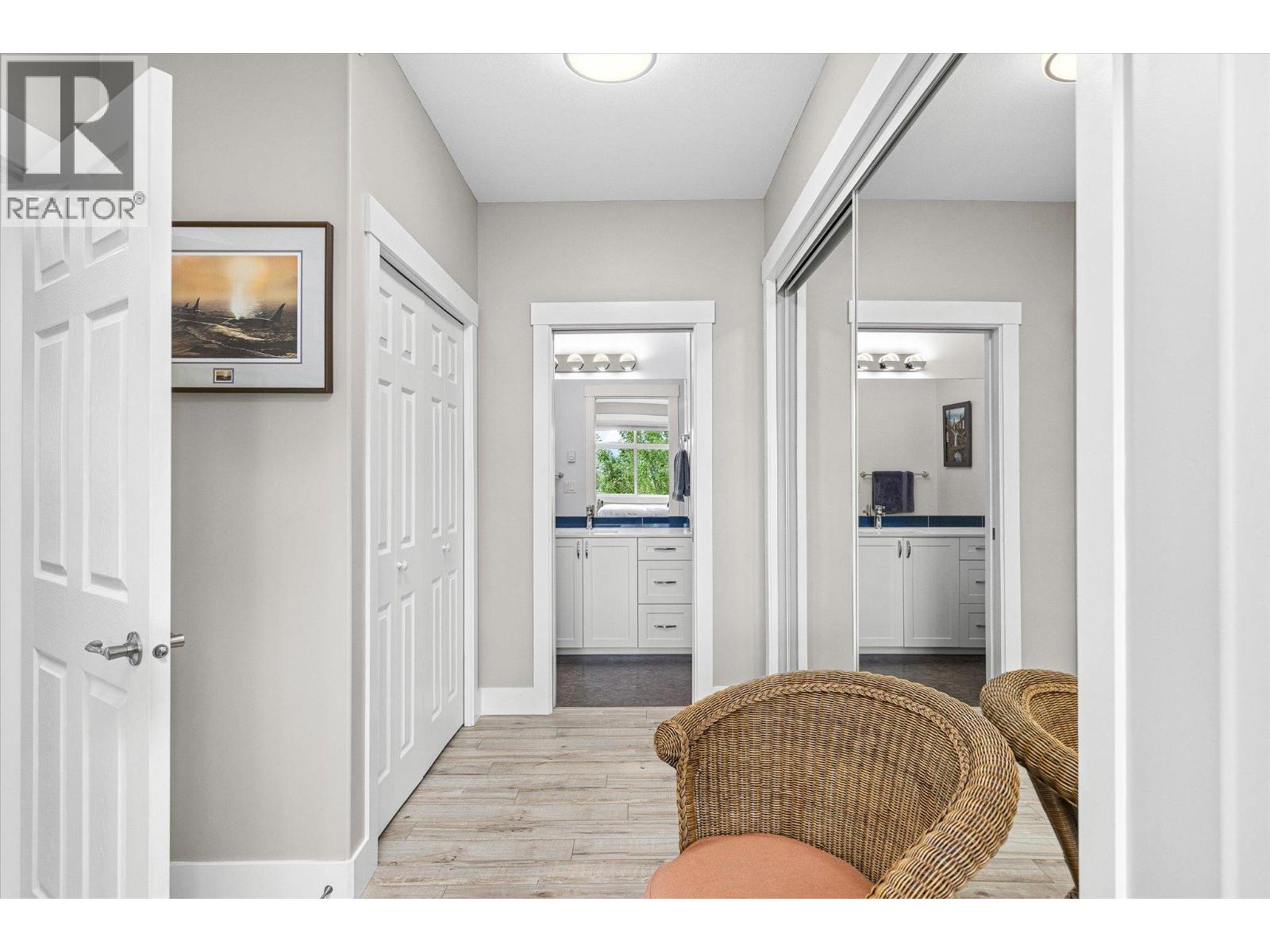 302 1235 KLO Road, Kelowna