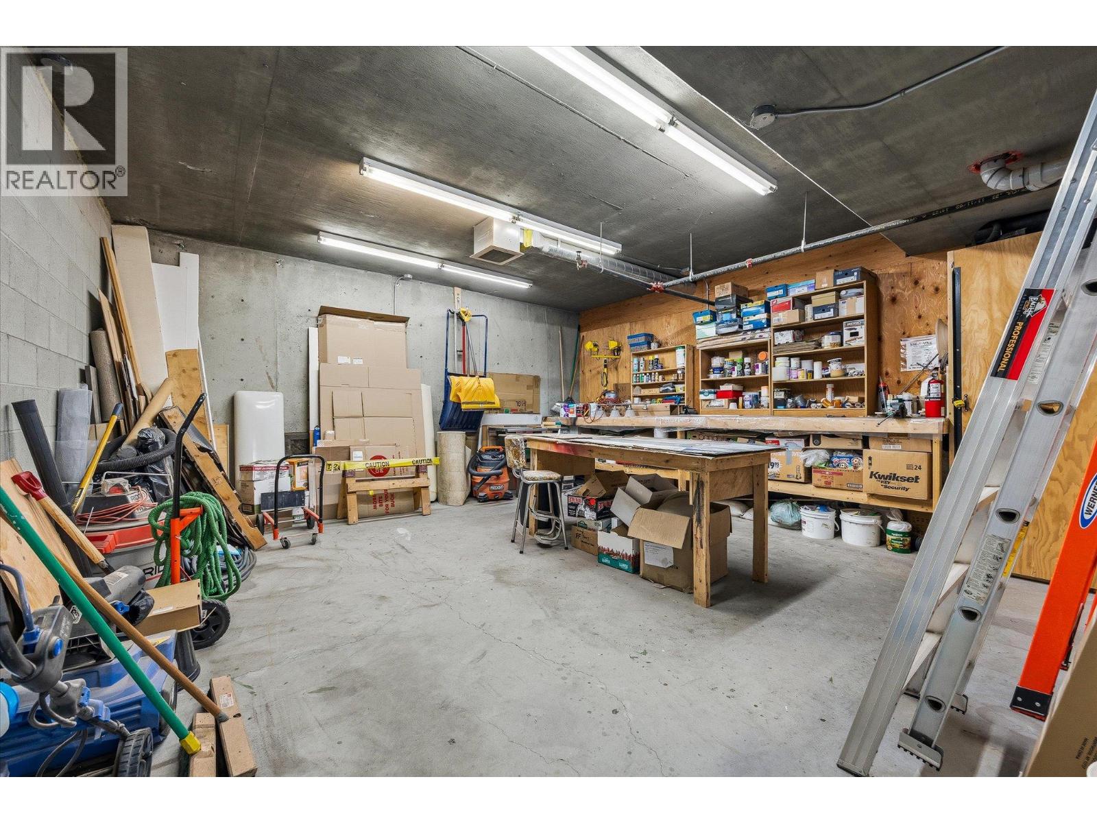#302 1235 KLO Road - 37