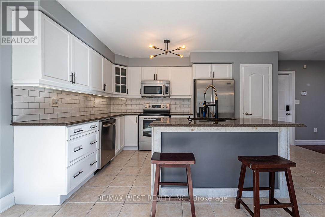 69 KIDD CRESCENT - 2