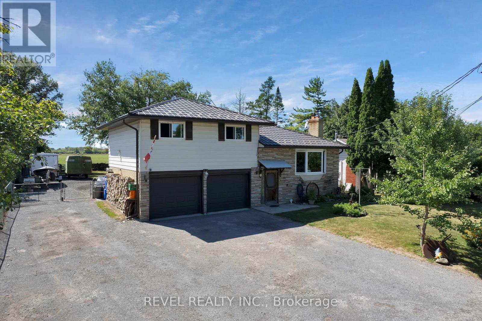520 DUCLOS POINT ROAD - 1