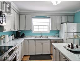 18A Woods Street thumbnail 9