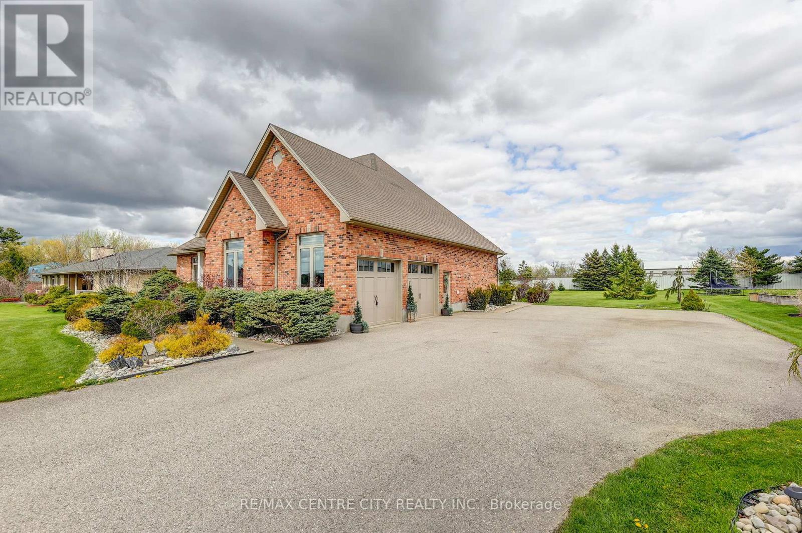 9538 TOWER ROAD - 2
